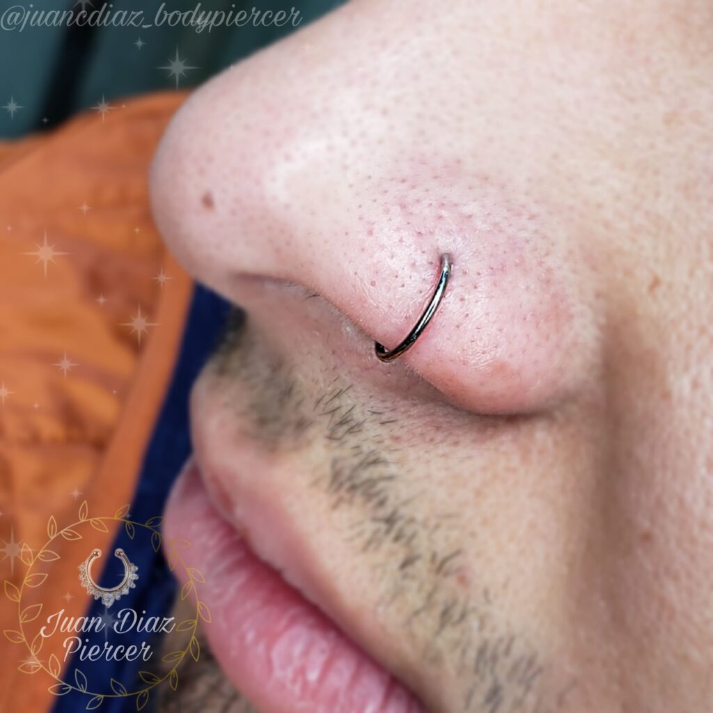 Nostril Piercing 
G-RING
